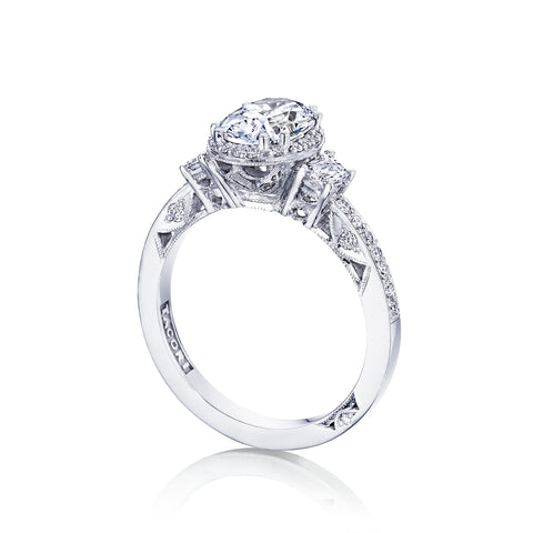 Tacori 18k White Gold Dantela Oval Diamond Engagement Ring (0.68 CTW)