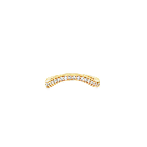 0.25 ctw Curved Diamond Band in 18K Yellow Gold