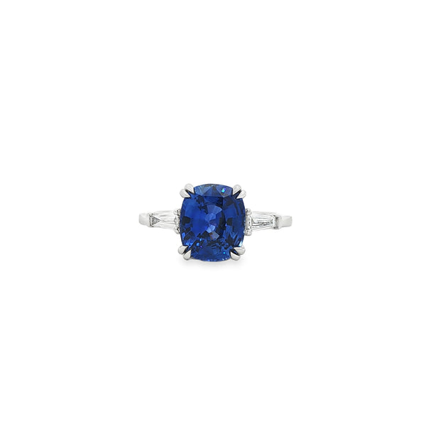 3.82 ct Blue Sapphire & Baguette Diamond Platinum Ring