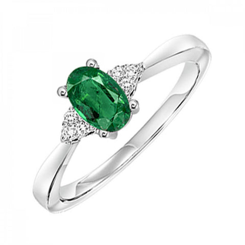 Emerald Gemstone Ring with Diamond Accents