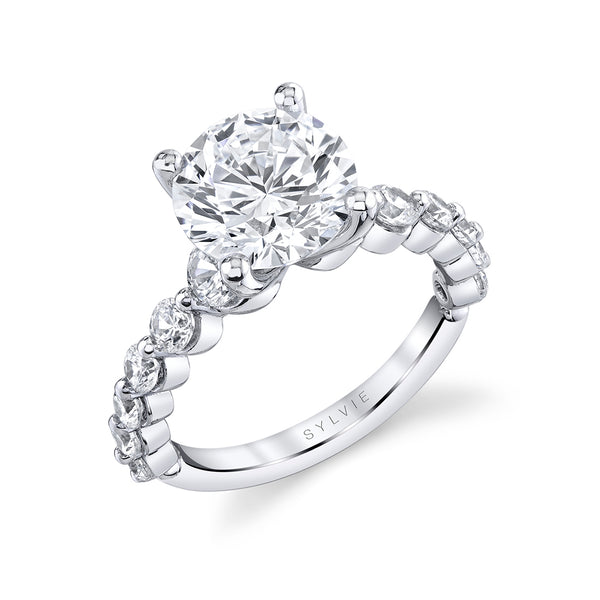 Round Cut Shared Prong Diamond Engagement Ring - Cleo