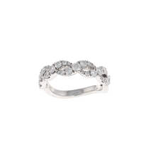 Load image into Gallery viewer, 1/2 Way Diamond Twist Band (0.94CTW)