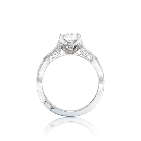 Tacori 18 k White Gold Ribbon Princess Diamond Engagement Ring (0.46 CTW)