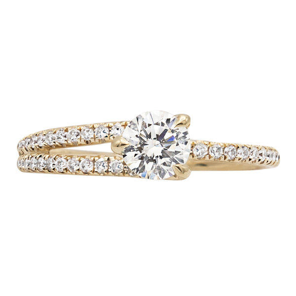 Complete Round Engagement Ring