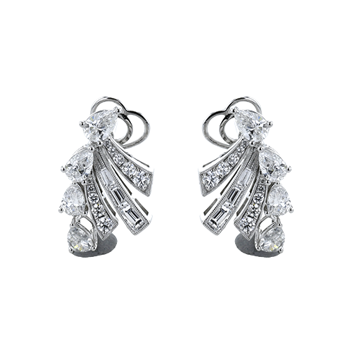 Simon G le4630 Earrings in 18k Gold with Diamonds