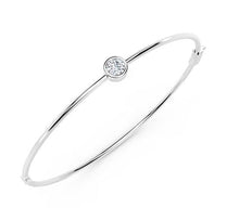 Load image into Gallery viewer, The Forevermark Tribute™ Collection Round Diamond Bangle